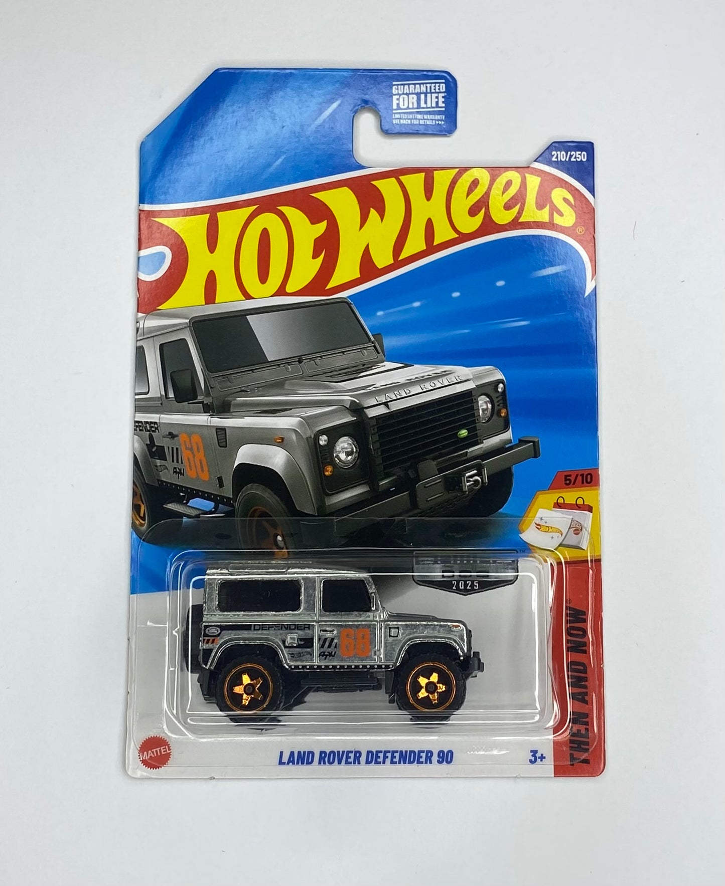 Hot Wheels Land Rover Defender ZAMAC