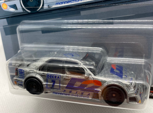 Hot Wheels Premium Mercedes C-Class AMG