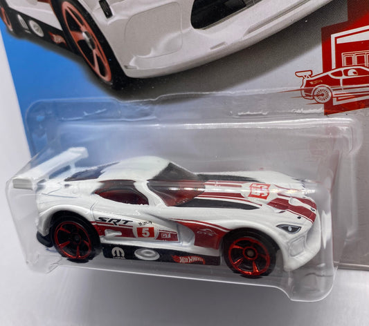 Hot Wheels RED EDITION DODGE VIPER ACR